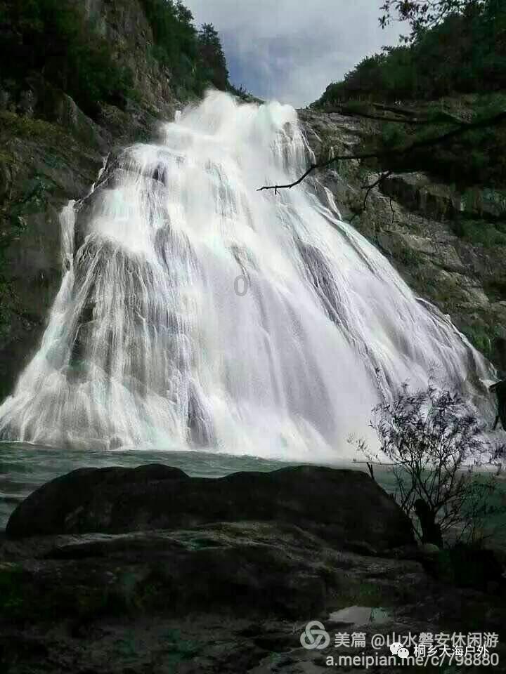 恐龙绝地逃生